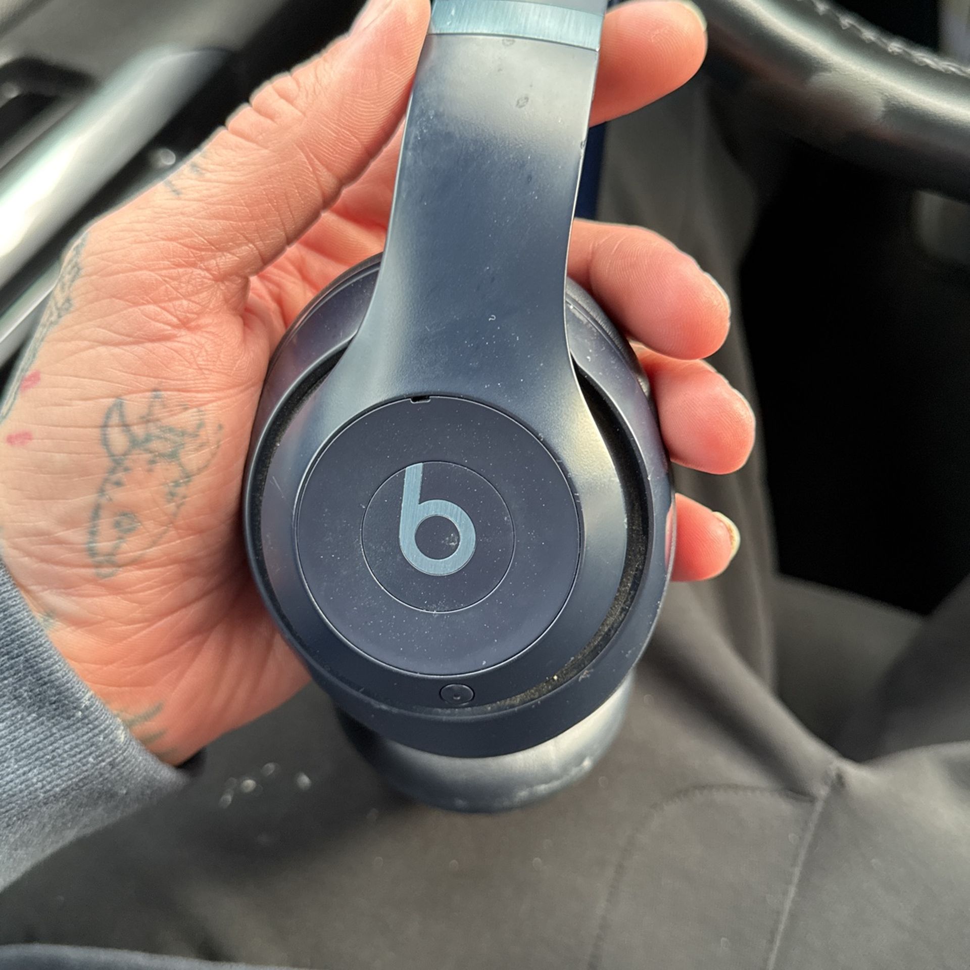 Beats Studio Pro