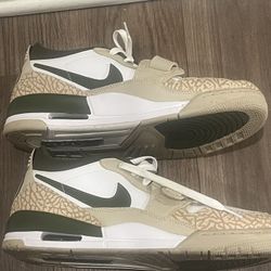 Nike Jorden Shoes For Men’s Size 11