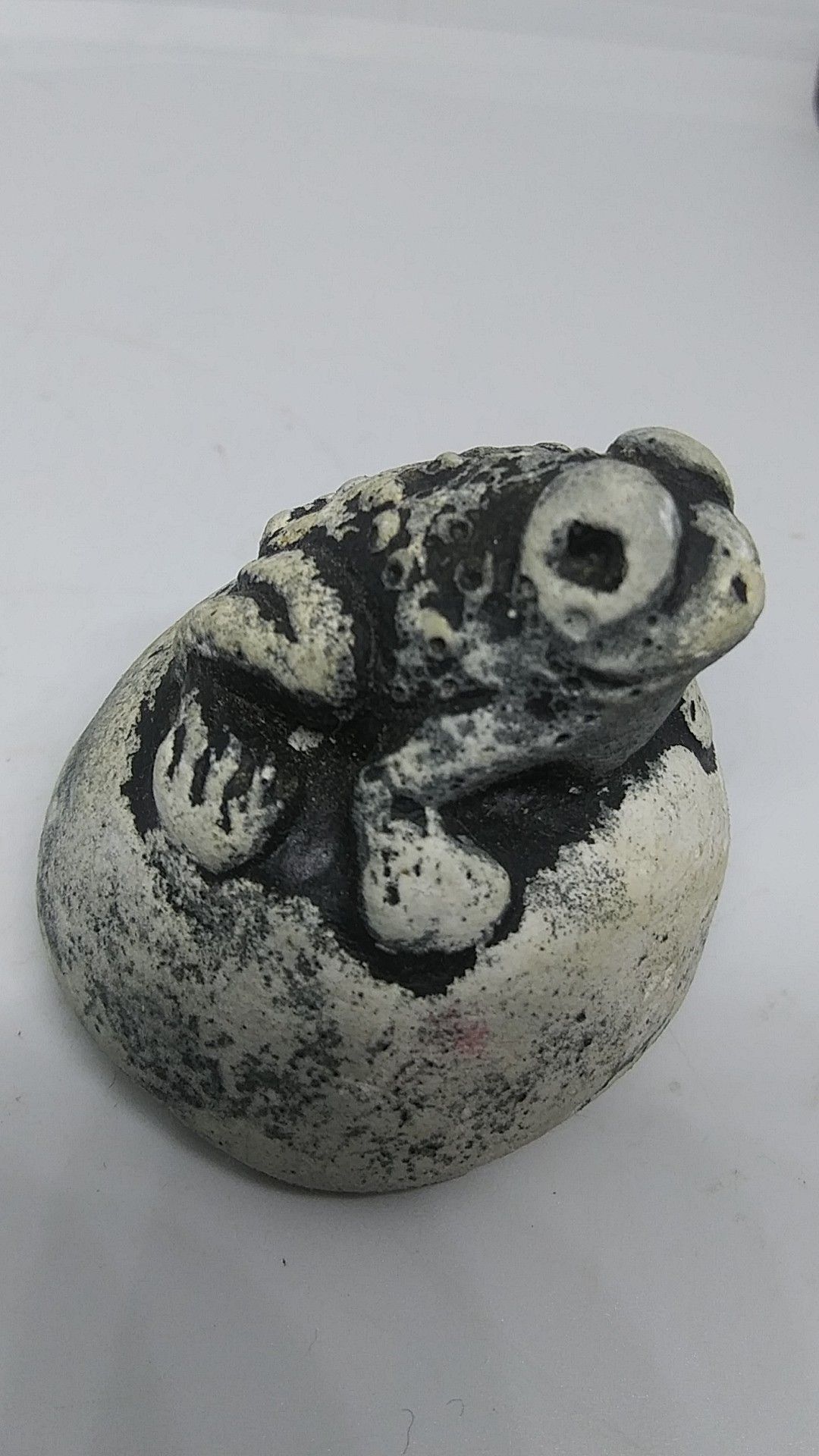 VINTAGE TOAD FROG MT. ST. HELENS ASH