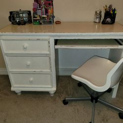 Shabby Chic Desk with Chair