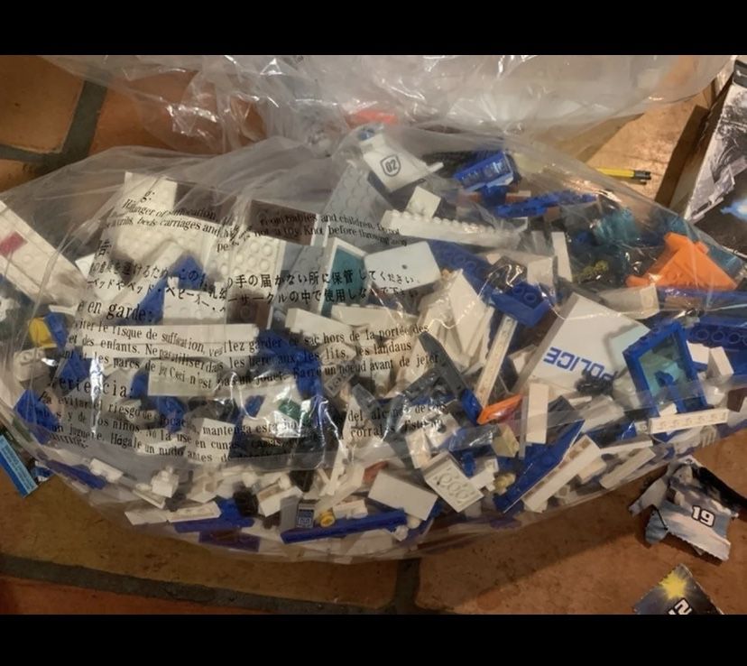 HUGE Lot - Legos - 5 Pounds - Assorted Police Theme