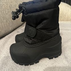 Toddler Snow Boots Size 5c 