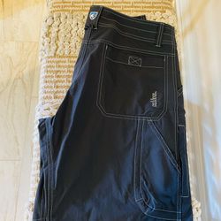 Men’s Kuhl Shorts  Renegade Nylon Outdoor Dark Grey Hiking Shorts Size 33 inseam 10 Inches 