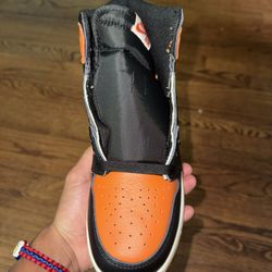 Air Jordan 1 Retro High OG (GS) Size 7y