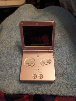 Nintendo Game Boy Advance SP 101