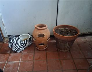 3 Planter Pots/ Macetas $35 Dlls.