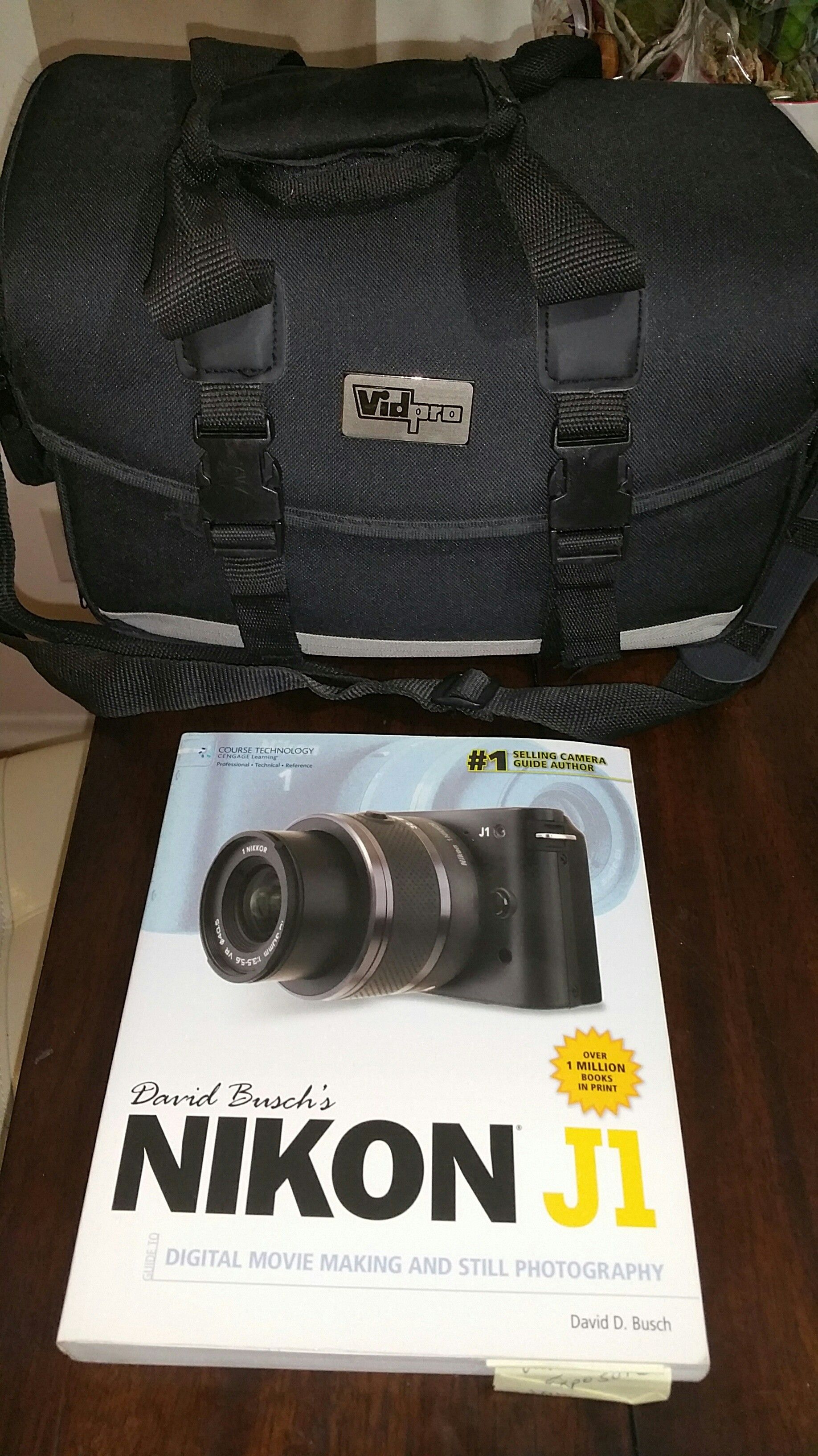 Nikon fast shoot camera light weight