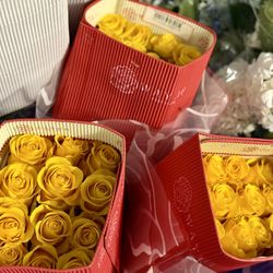 ********Poetic Flowers Distribution Fresh Cut GRAB-N-GO********