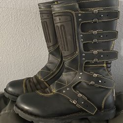 Men Boots  Sizes 10 
