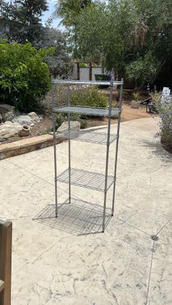 Metal storage rack