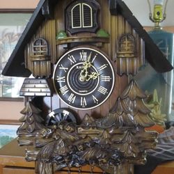 New!!!  Vintage KAISER CUCKOO CLOCK oak leaves working bird
