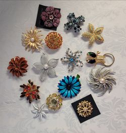 Women's Brooches