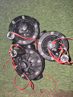Up for sale 3 hunter valves 1 1/2