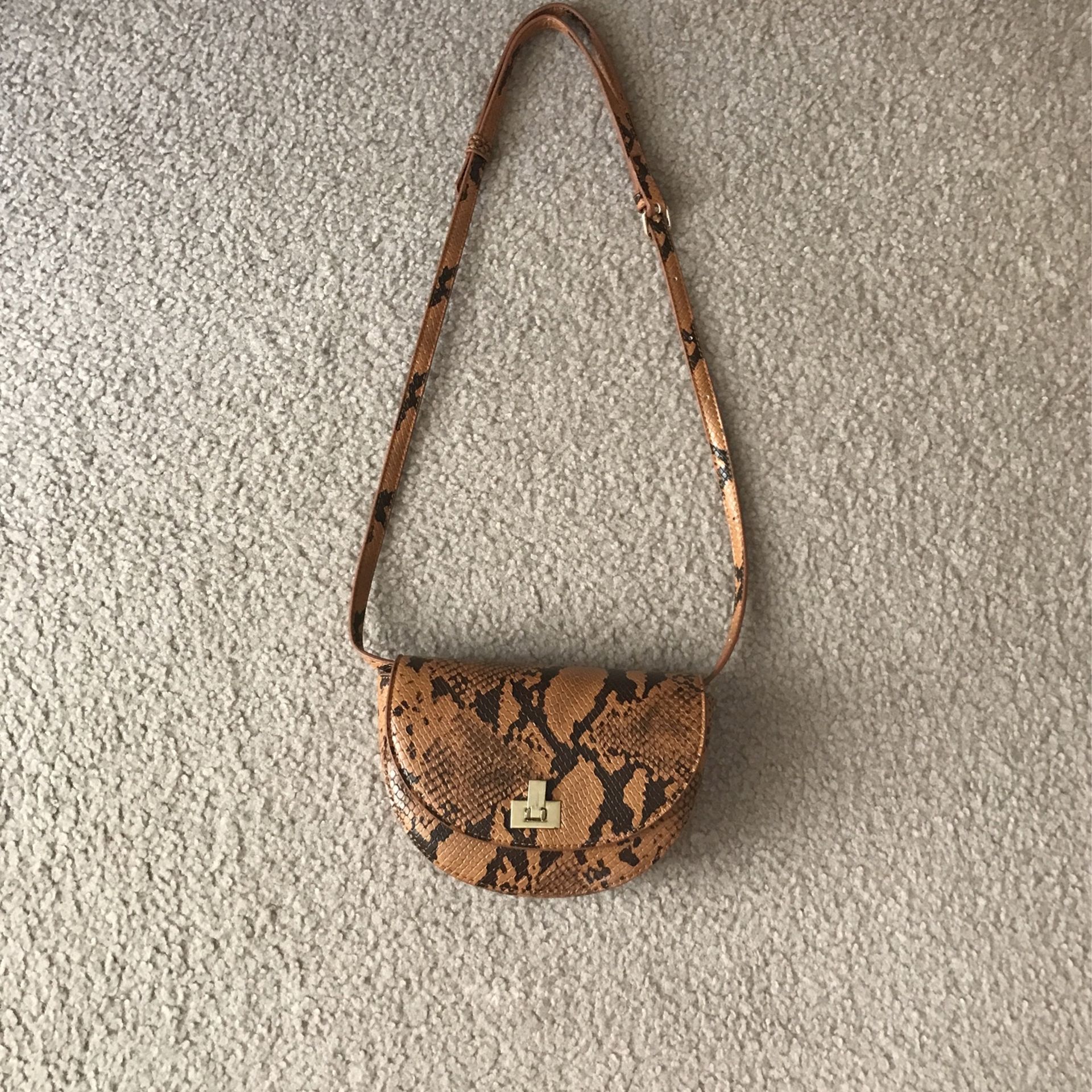 Stylish Crossbody Bag