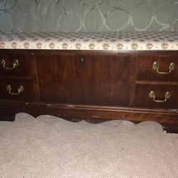 Lane Hope Chest