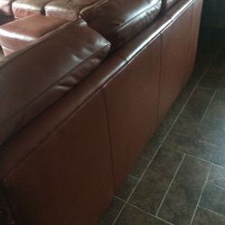 Nice good set of couche sofa