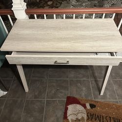 Desk With Drawer 