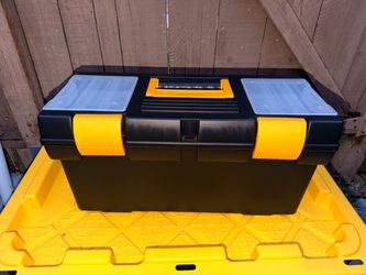 New portable plastic toolbox