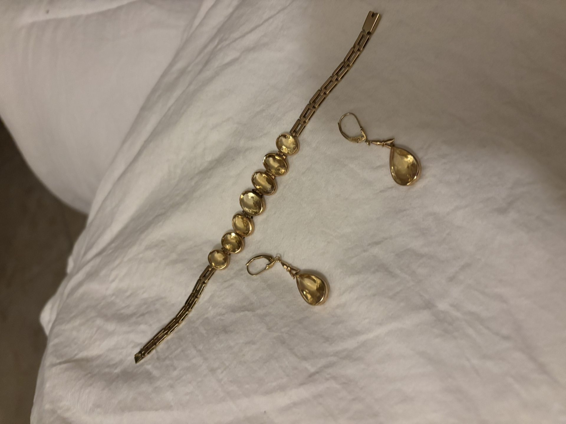 Citrina Set De Brazalete Y Aritos 14 K