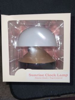 Clock lamp.