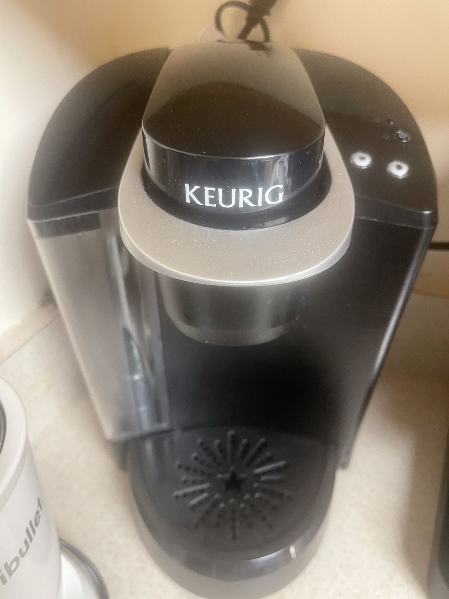 Keurig K- Classic Single Cup Coffee Maker 