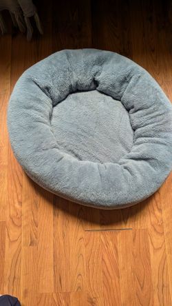 Plush Donut Dog Bed