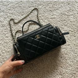 Chanel Vanity case. Black