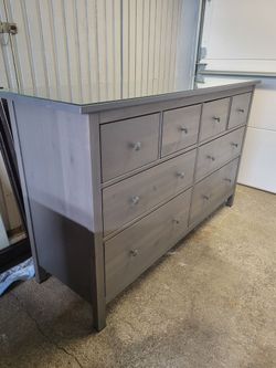 Ikea Hemnes Dresser With Glass Top