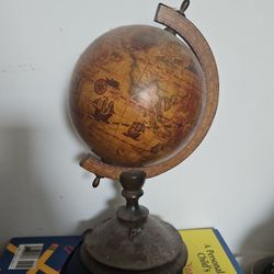 Olde world globe 