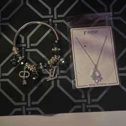 Necklace And Bracelet Set 