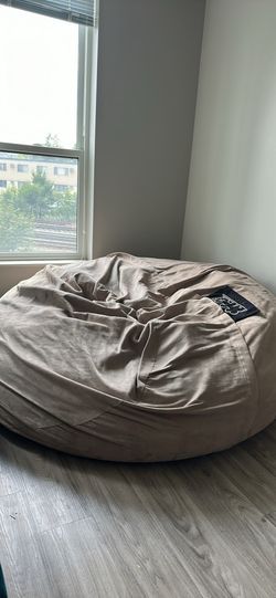 Lovesac SuperSac beanbag