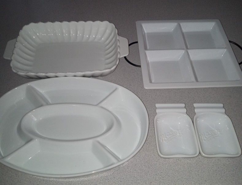 Ceramic Kitchen Items All  For $10