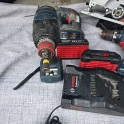 Bosh 18v Set Mecanic And Impact Drill 1/2" Drive New Circular Saw 2 New Batteries 4.0 And 2.0 Drill. Used Jig Saw And  Charger 