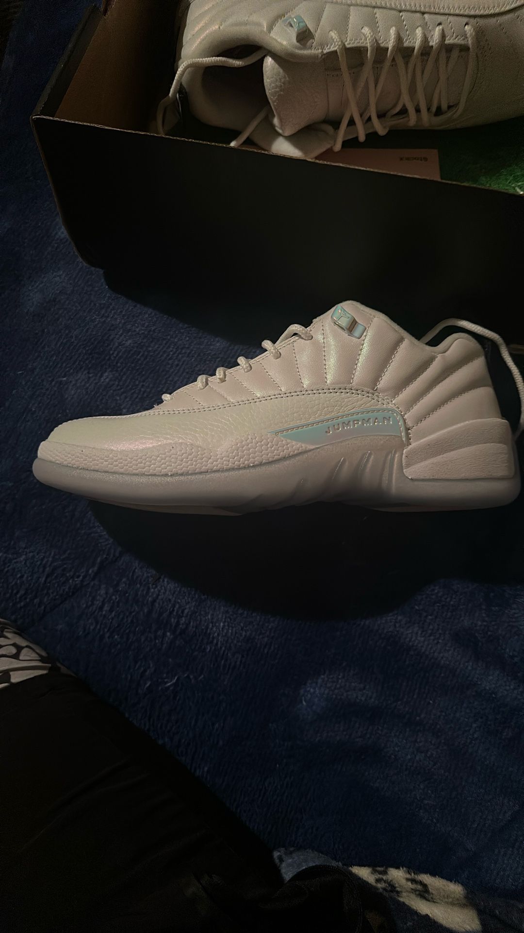 Jordan 11 Easter