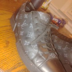 Louis Vuitton

Match Up leather low trainers

