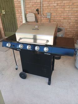 CharBroil Performance grill