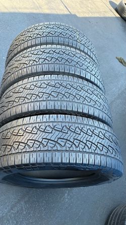 Set of 4 tire 285/65/20 Pirelli Scorpion