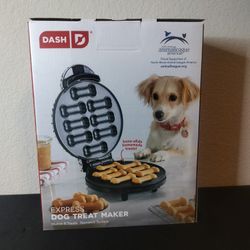Dash Express Dog Treat Maker / New in Box / Makes 8 Treats at Once