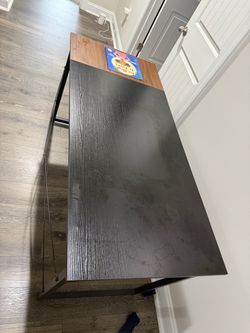 Office table