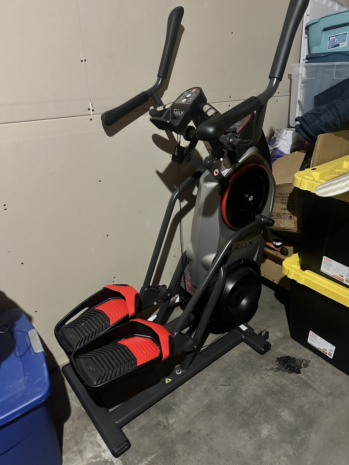 Bow Flex Max Trainer M5