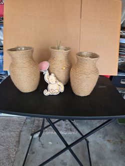WINNIE THE POOH vases
