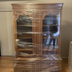 Wooden bookshelf Amazing Condition