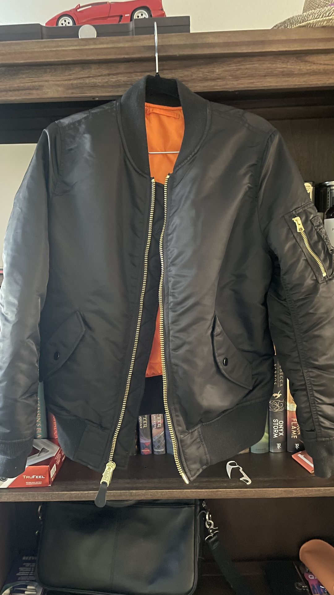 Alpha Industries MA-1 BOMBER JACKET (HERITAGE) S-M