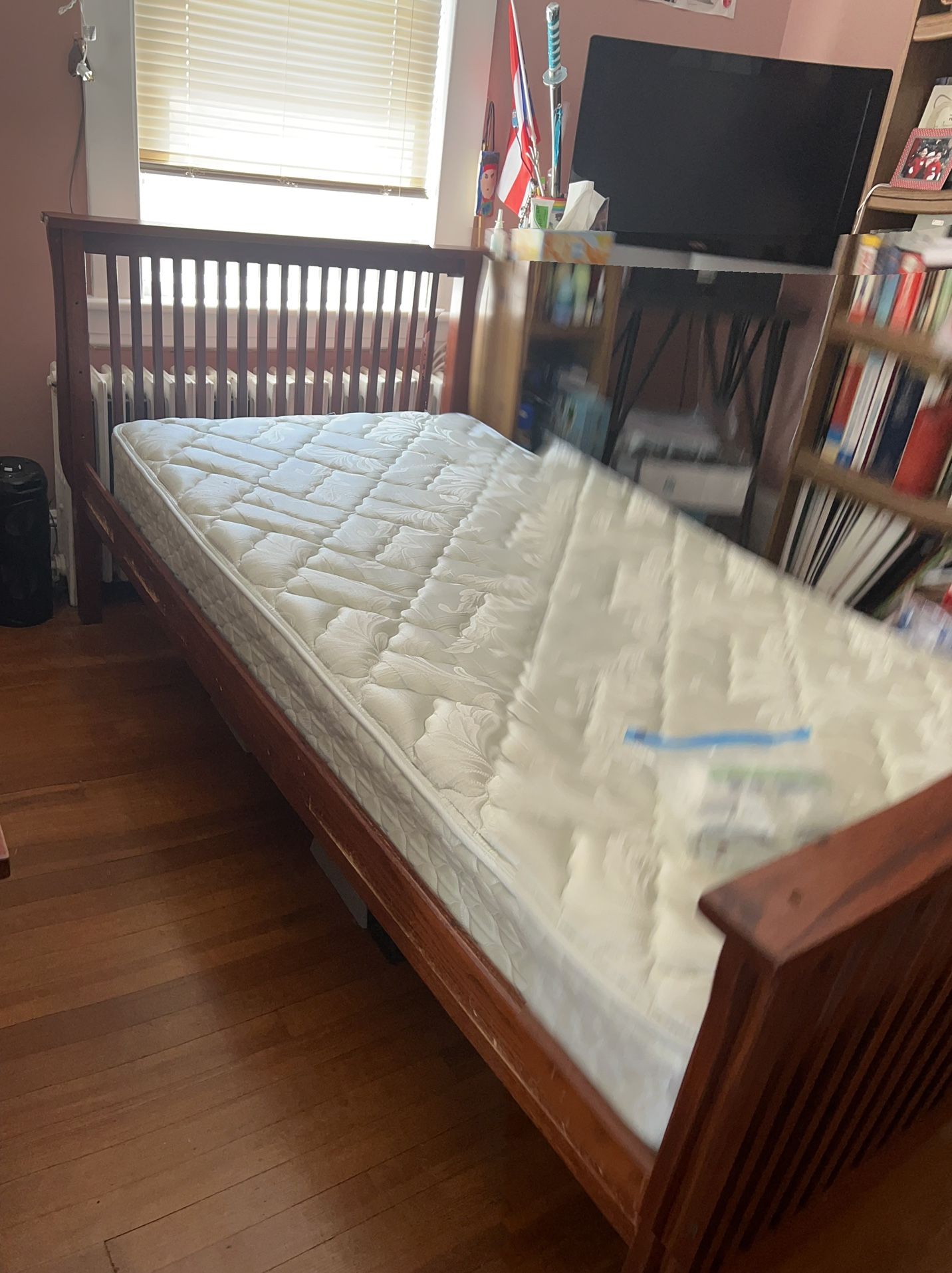 WOOD BUNK BEDS SET