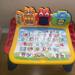 VTech Touch and Learn Activity Desk Deluxe 