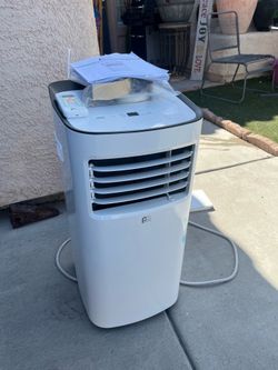 Like New Perfect Aire Portable Air Conditioner 9000 BTU