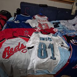 House Hold Items Furniture,jerseys,hats Dishes