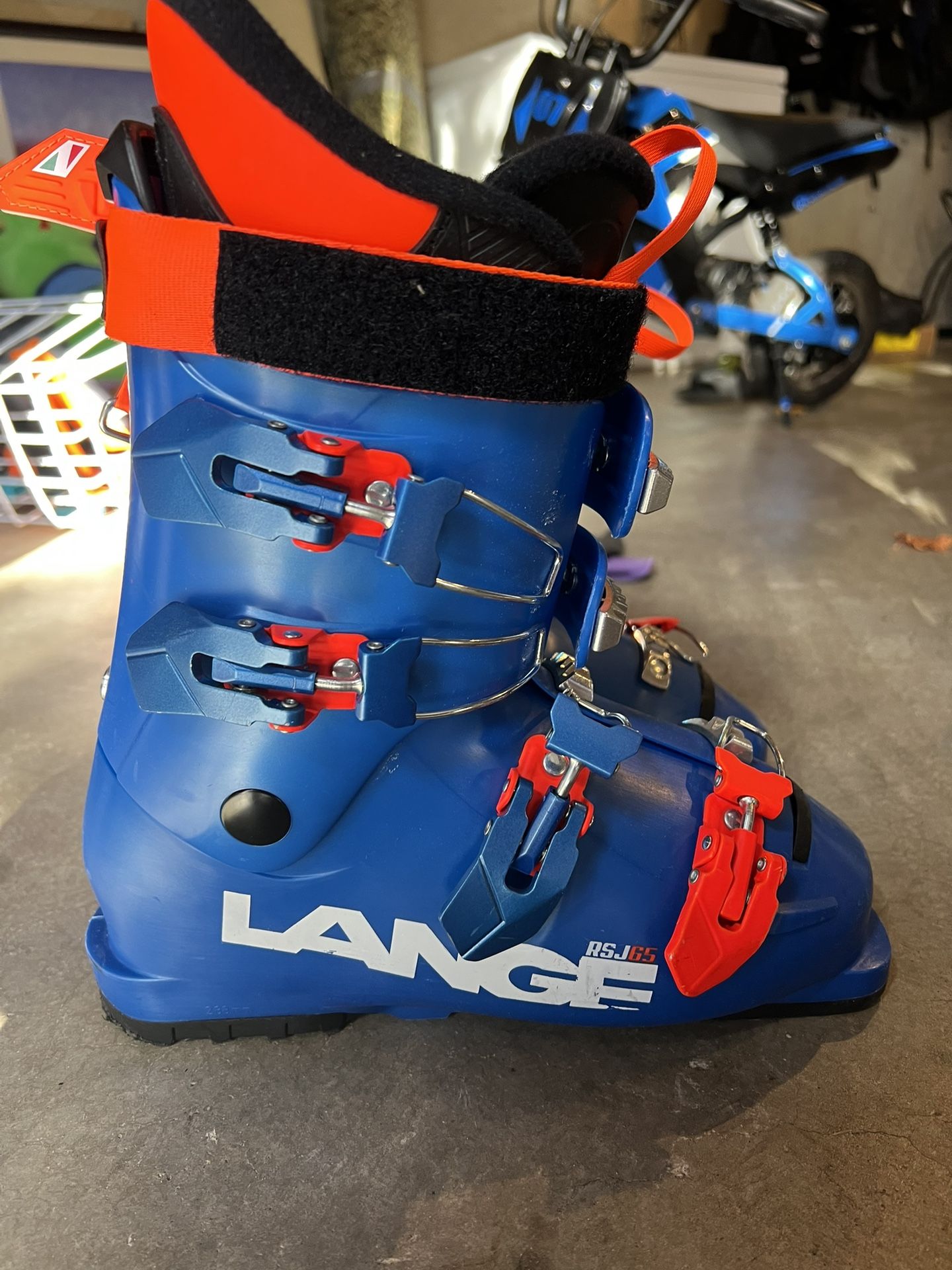 Lange RSJ65 Boys Ski Boots Size 24.5