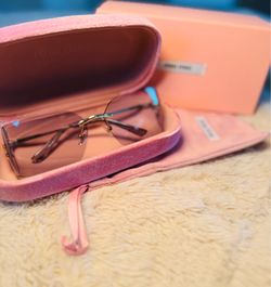 Women sunglasses