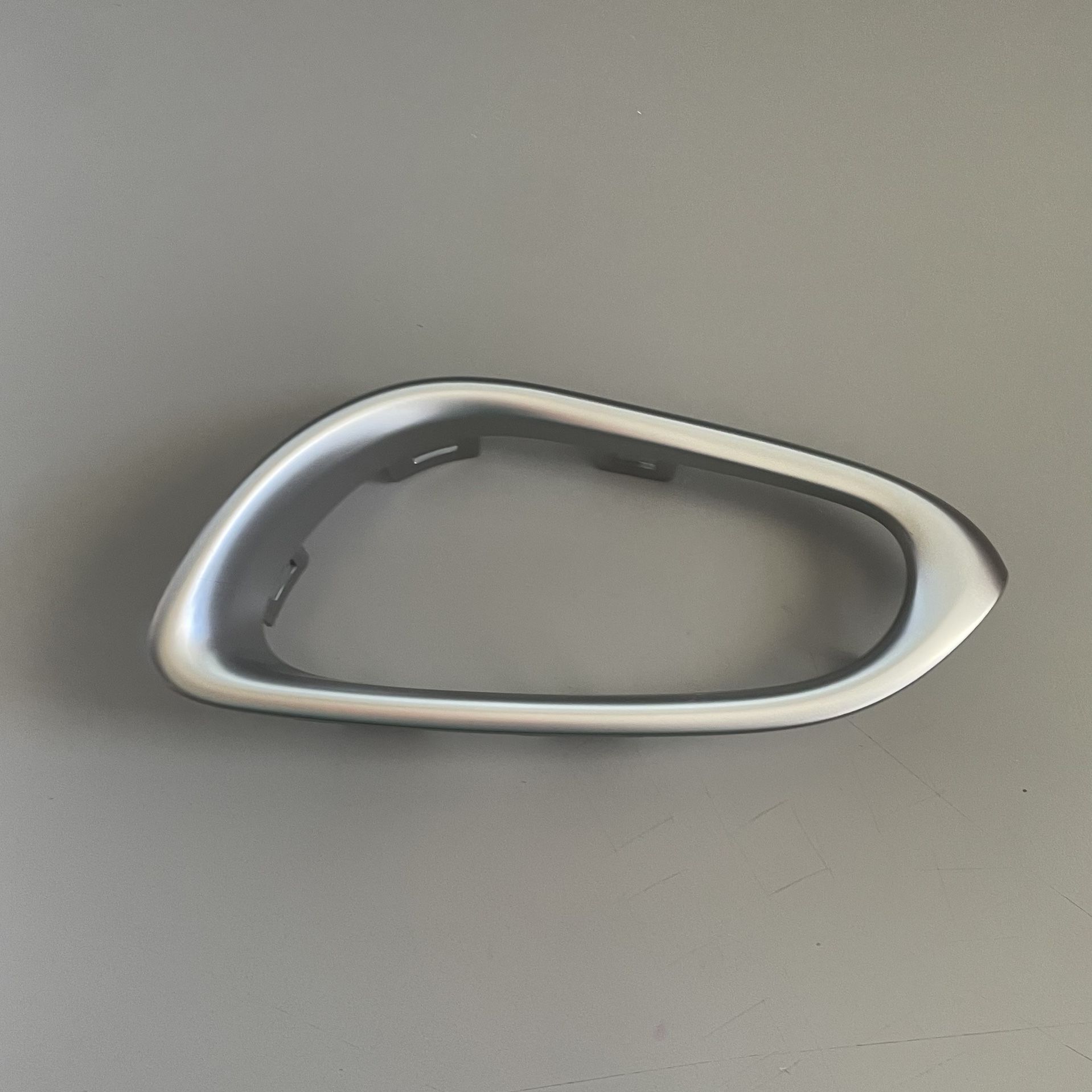 2013-2019 Nissan Sentra 80683-3SG0A Front Door Inside Handle Bezel, LH 806833SG0A OEM new